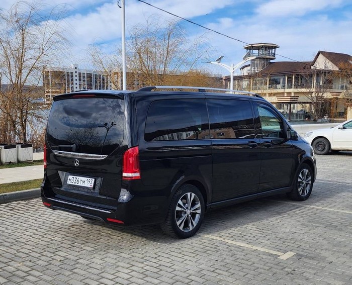 MERCEDES-BENZ V