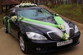 украсить свадебное авто
