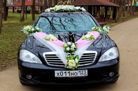 украсить свадебный кортеж